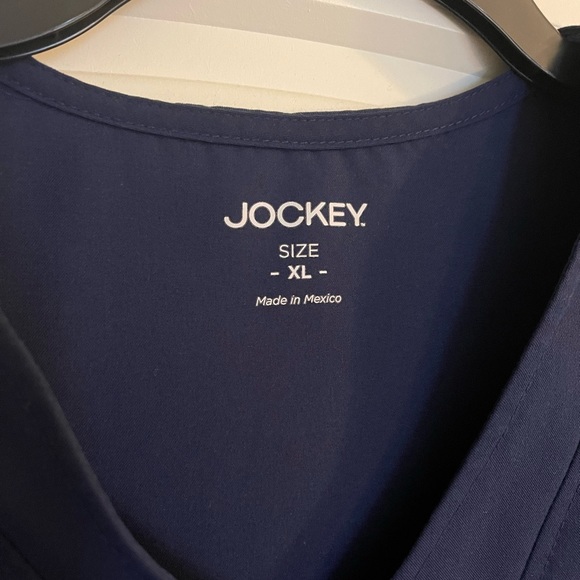 Jockey Scrub Top - Picture 2 of 3